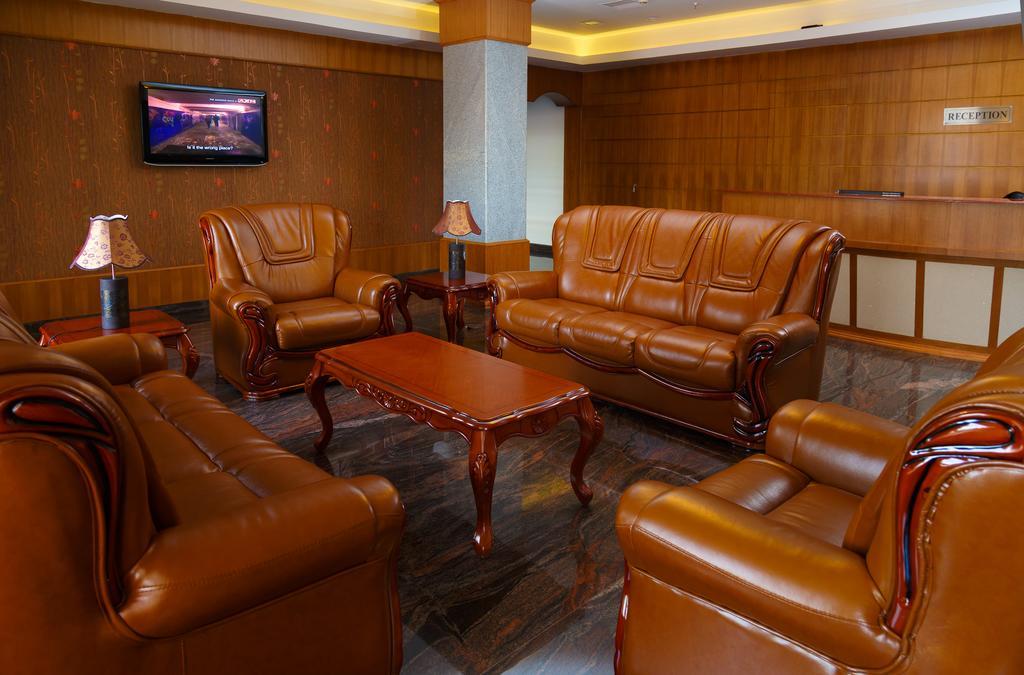 Hotel Gopalapuram International Pollāchi Εξωτερικό φωτογραφία