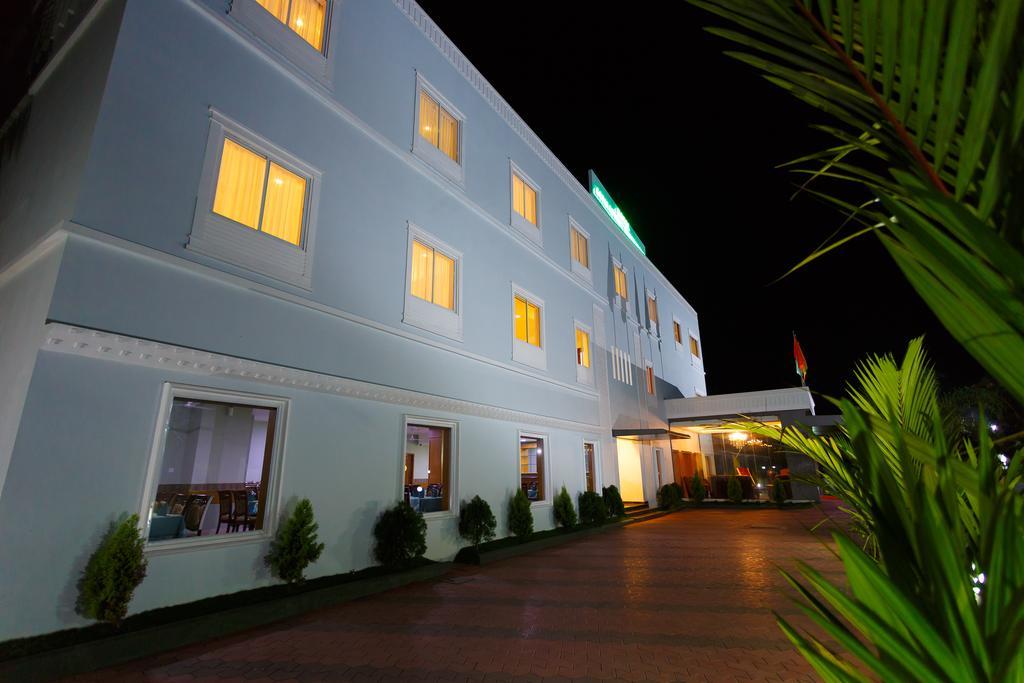 Hotel Gopalapuram International Pollāchi Εξωτερικό φωτογραφία