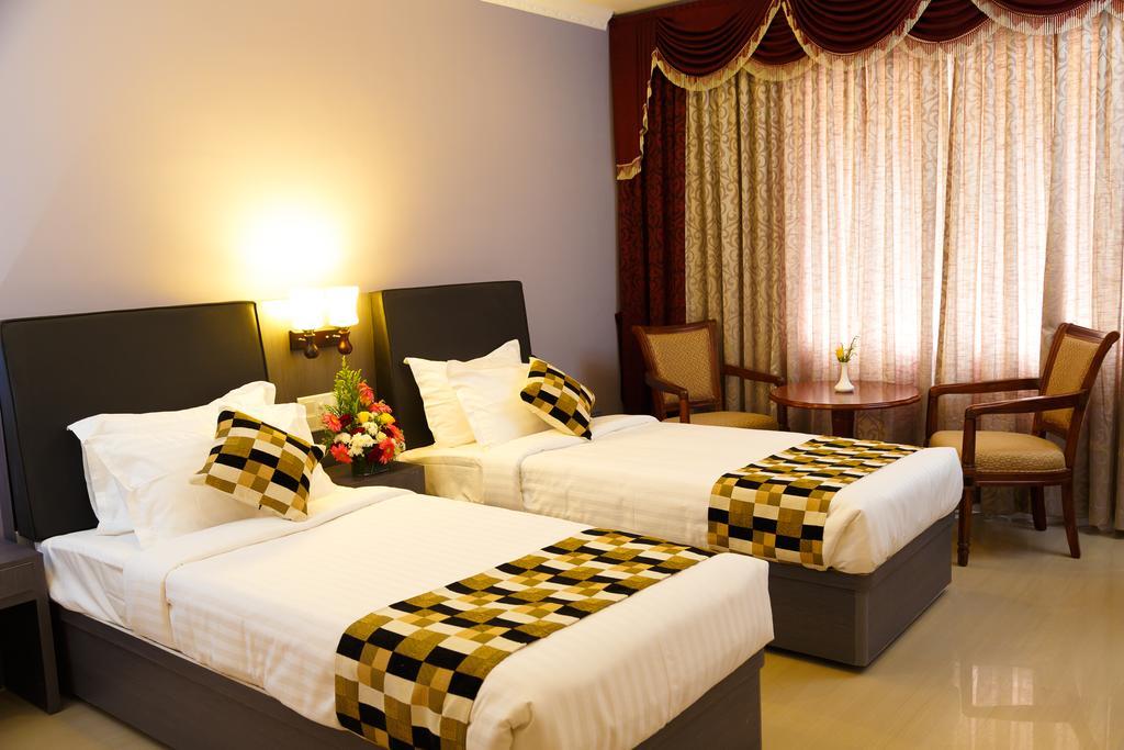 Hotel Gopalapuram International Pollāchi Εξωτερικό φωτογραφία