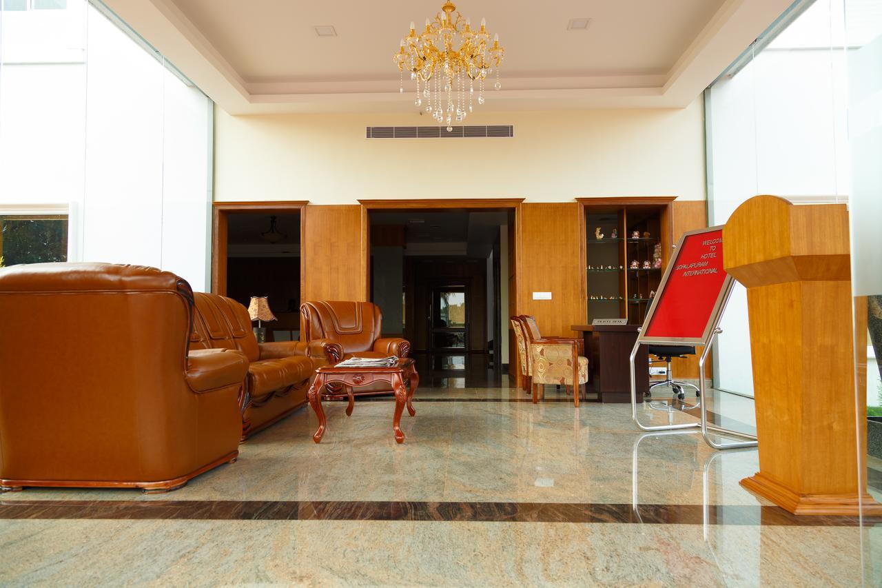Hotel Gopalapuram International Pollāchi Εξωτερικό φωτογραφία